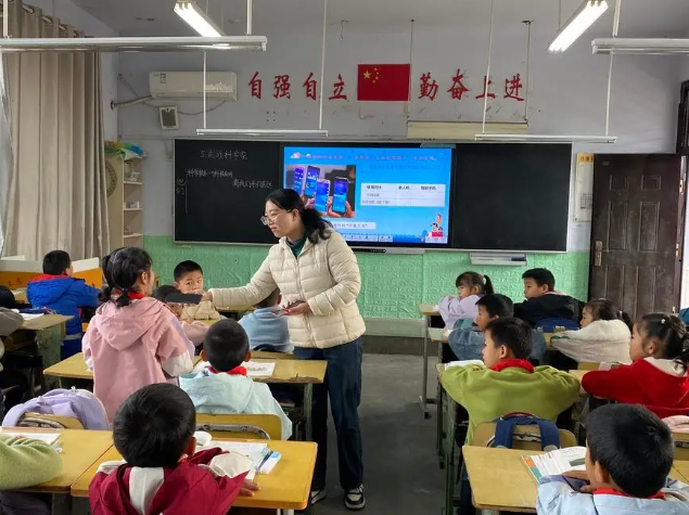 城乡接合部乡村地区的资源短板避免“学位过剩”与“入学难”